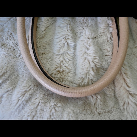 Michael Kors Mercer 2Way Handbag - Picture 11 of 14